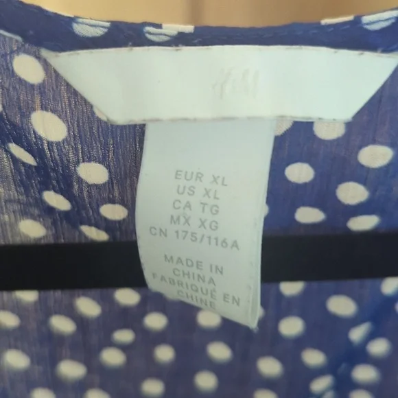 H&M wrap blouse - Picture 5 of 6